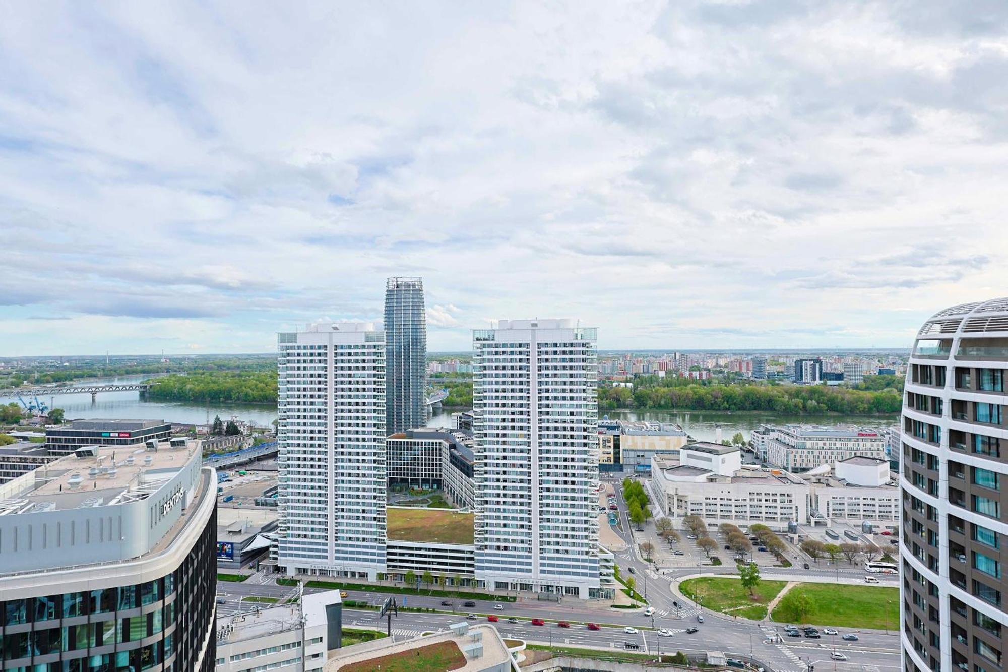Apartament Sky Park Tower 2, Luxury With Free Parking Bratysława